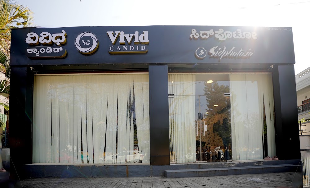Vivid Candid l Sidphoto.in — Wedding Photographer in Jayanagar, Bangalore